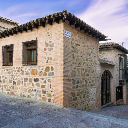 Holiday home Casa De Bisagra