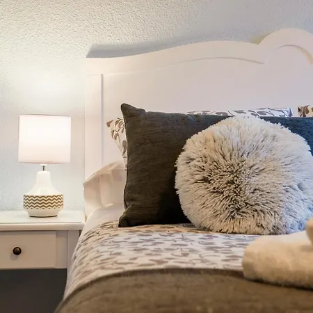 Holiday home Casa De Bisagra