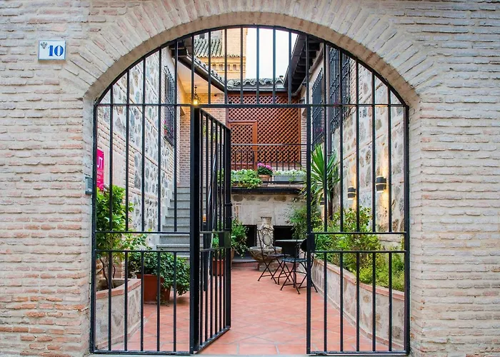 Casa De Bisagra * 톨레도